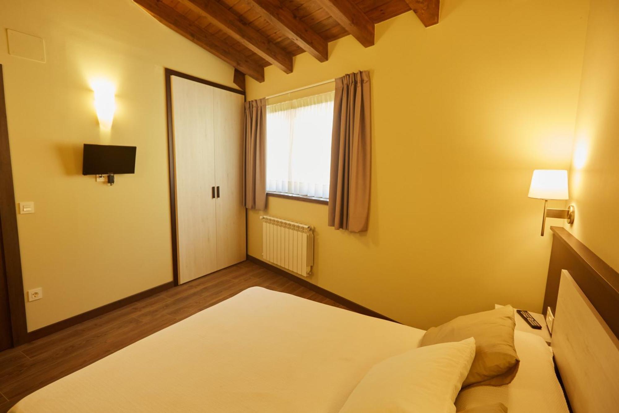 Apartamentos Rurales Casa La Piedra Collía Екстериор снимка