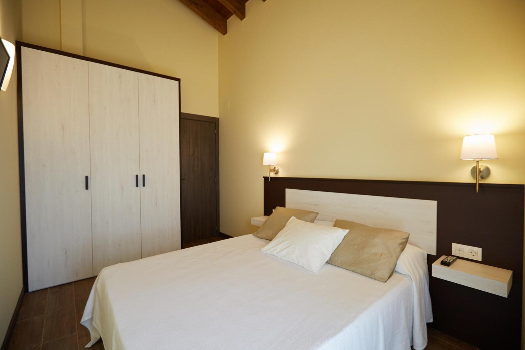 Apartamentos Rurales Casa La Piedra Collía Екстериор снимка