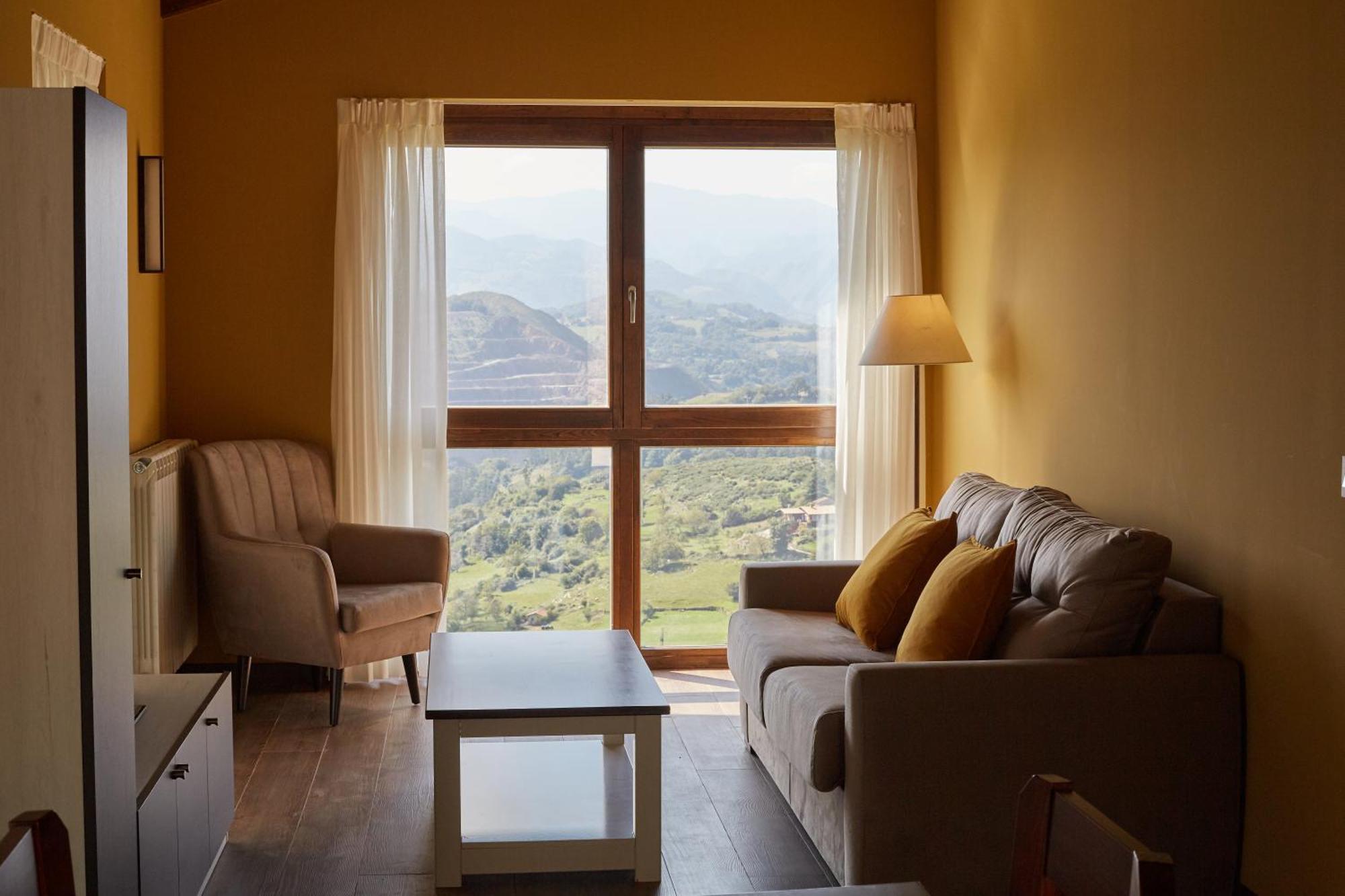 Apartamentos Rurales Casa La Piedra Collía Екстериор снимка