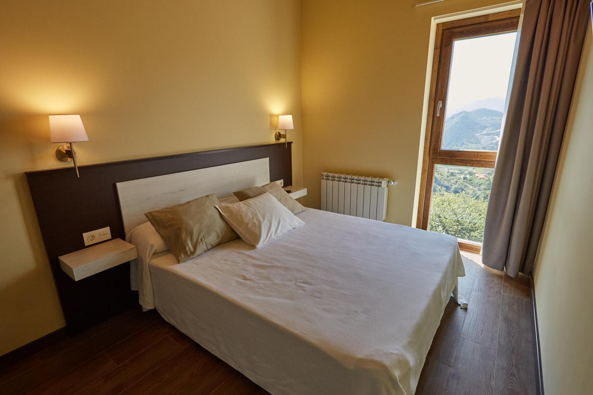 Apartamentos Rurales Casa La Piedra Collía Екстериор снимка