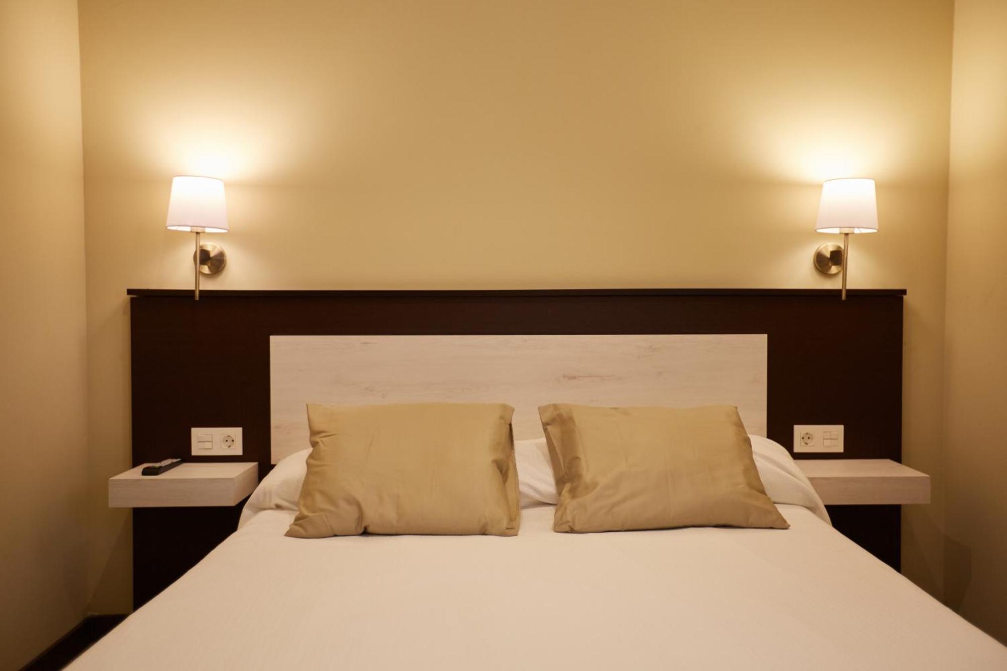 Apartamentos Rurales Casa La Piedra Collía Екстериор снимка