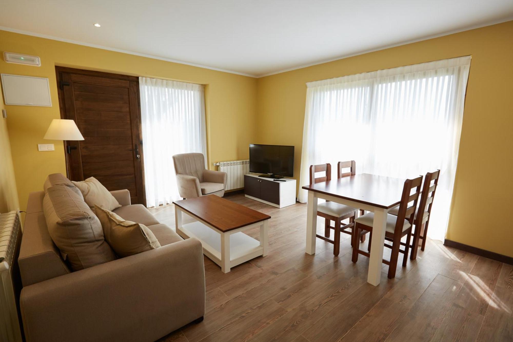 Apartamentos Rurales Casa La Piedra Collía Екстериор снимка